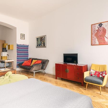 Bright & Spacious Loft With Basilica View 布达佩斯 外观 照片