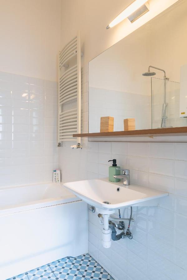 Bright & Spacious Loft With Basilica View 布达佩斯 外观 照片